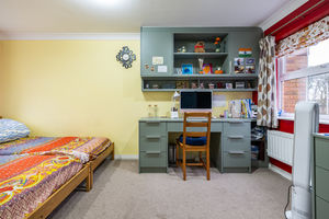 Bedroom- click for photo gallery